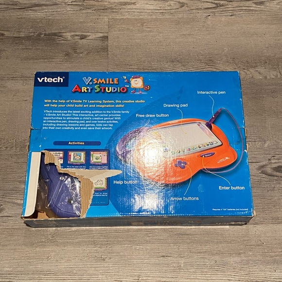 VTech V. Smile Console And Art Studio New Damaged Box + 4 used smartridges - Picture 7 of 10